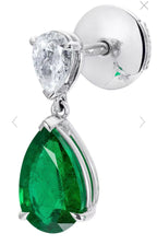 Lab-grown emerald earrings, pear-shaped emerald, platinum, certificate of authenticity.