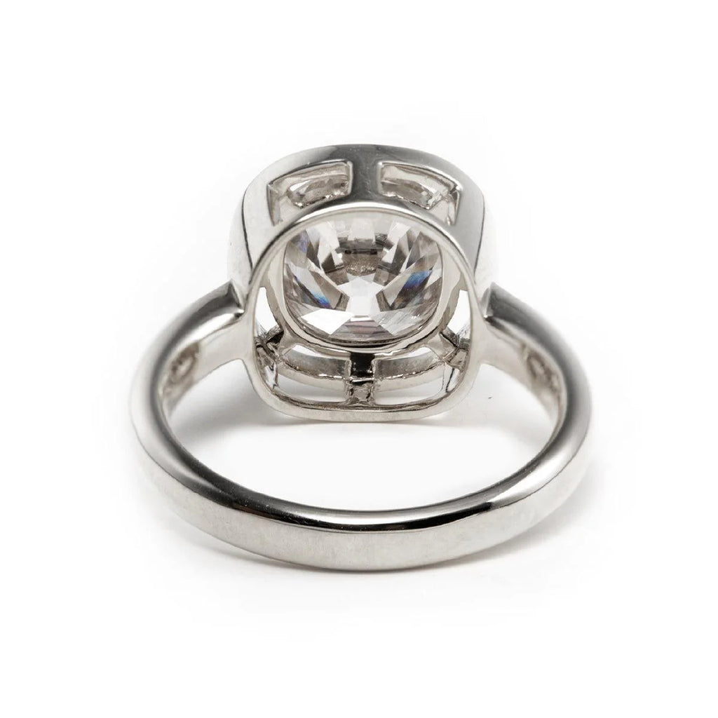 Antique Old Mine-Cut Diamond Vintage Solitaire Ring with Illusion Basket Setting