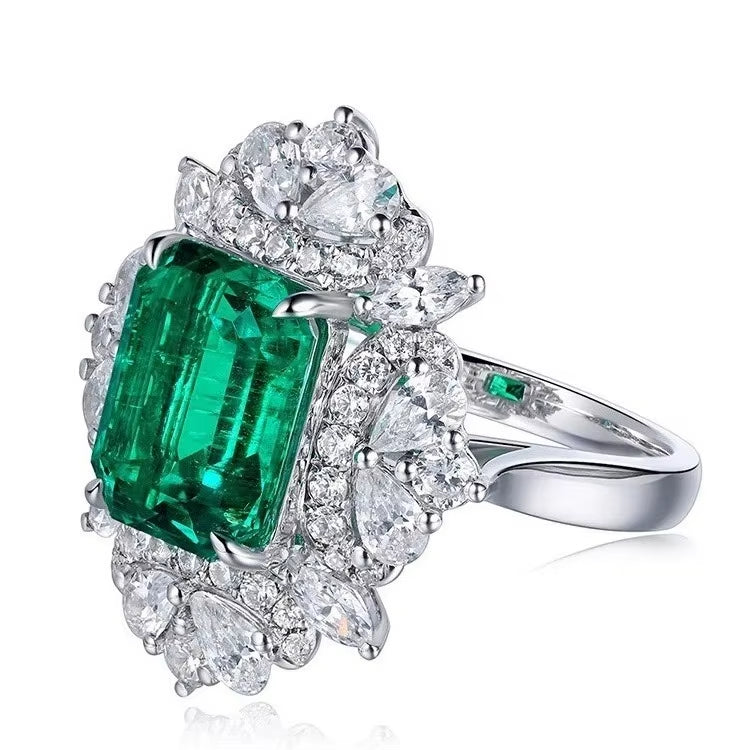 10*8mm Emerald-cut Green Lab-grown Emerald and Diamond Handmade Ring with Halo