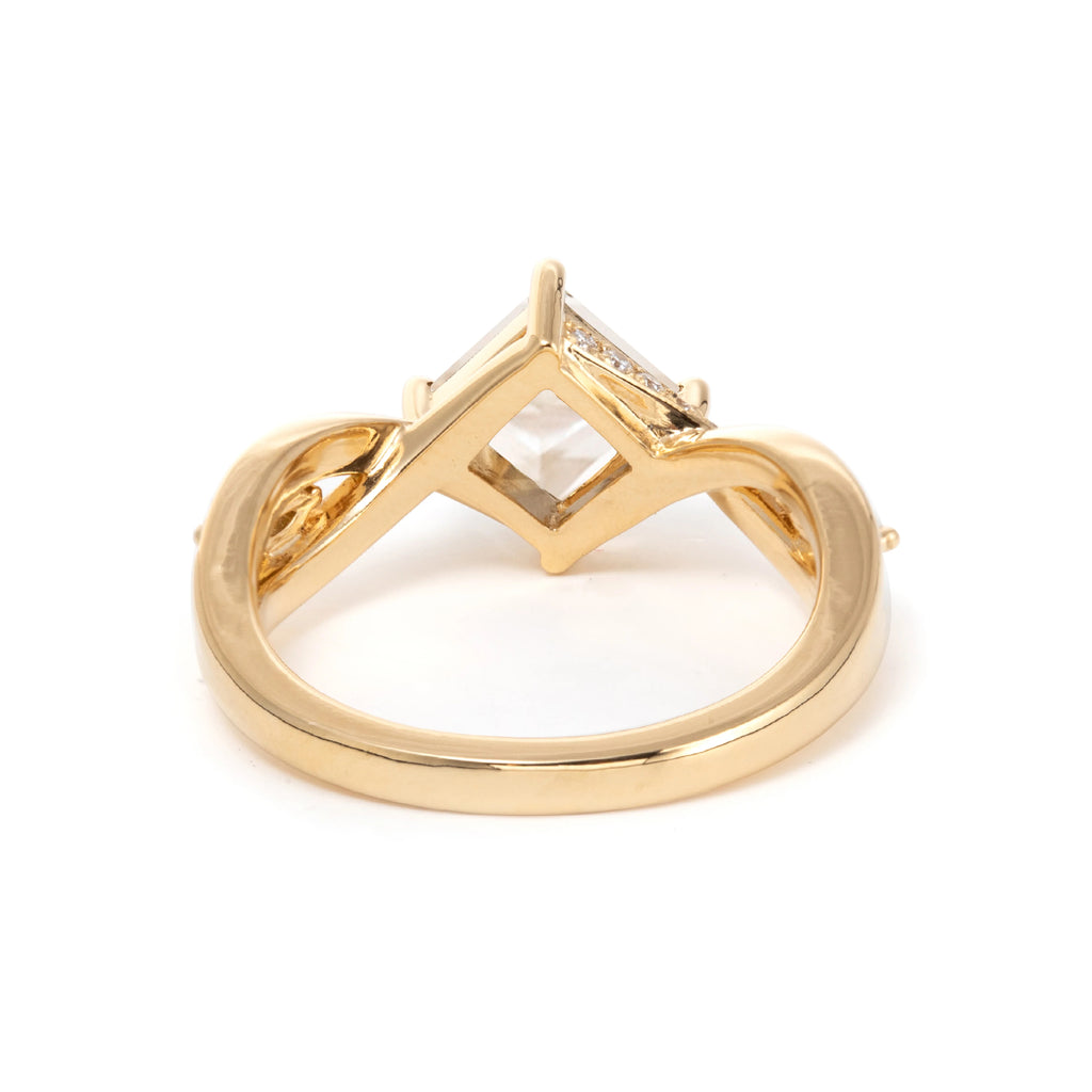 18K Yellow Gold 1.5ct Princess Cut Lab Diamond 4 Claw Prongs Vintage Ring with Round and Marquise Cut Lab Diamond Side-stones