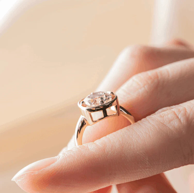 Antique Old Mine-Cut Diamond Vintage Solitaire Ring with Illusion Basket Setting