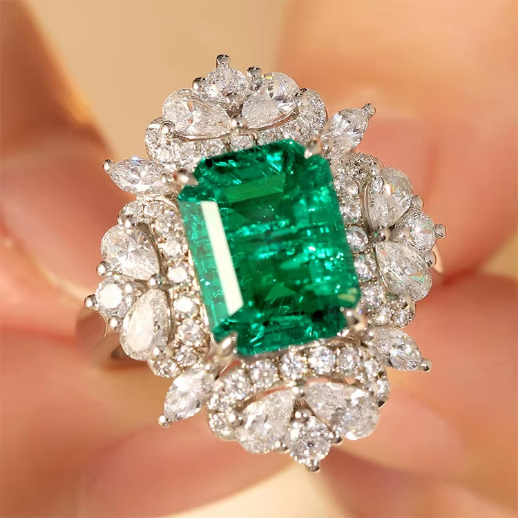 10*8mm Emerald-cut Green Lab-grown Emerald and Diamond Handmade Ring with Halo