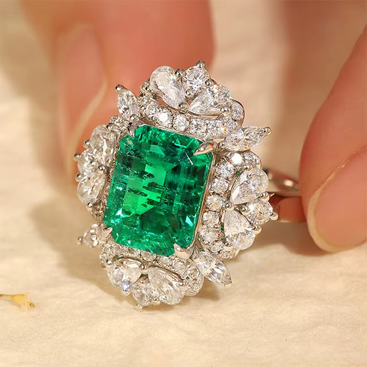 10*8mm Emerald-cut Green Lab-grown Emerald and Diamond Handmade Ring with Halo